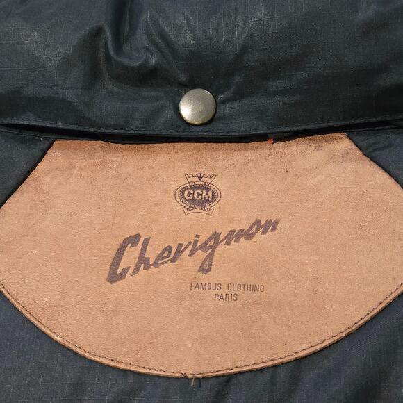 Vintage 1990's XL Charles Chevignon "Mark VI Engines" Black Down Puffer Jacket - Picture 3 of 11